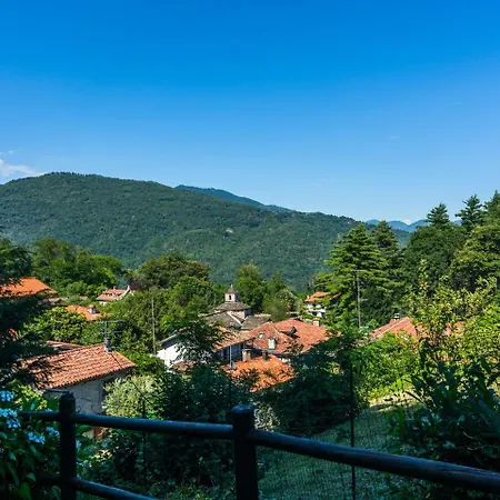 Authentic Rural House 200 Mt Form The Parking Casa vacanze *